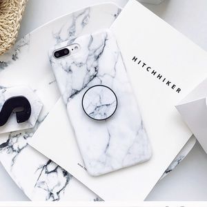 White marble iPhone 8 cover with popsock
